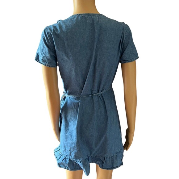 Exit Blue Chambray Denim Ruffle Accent Tunic Wrap Top Size Small - Picture 3 of 6